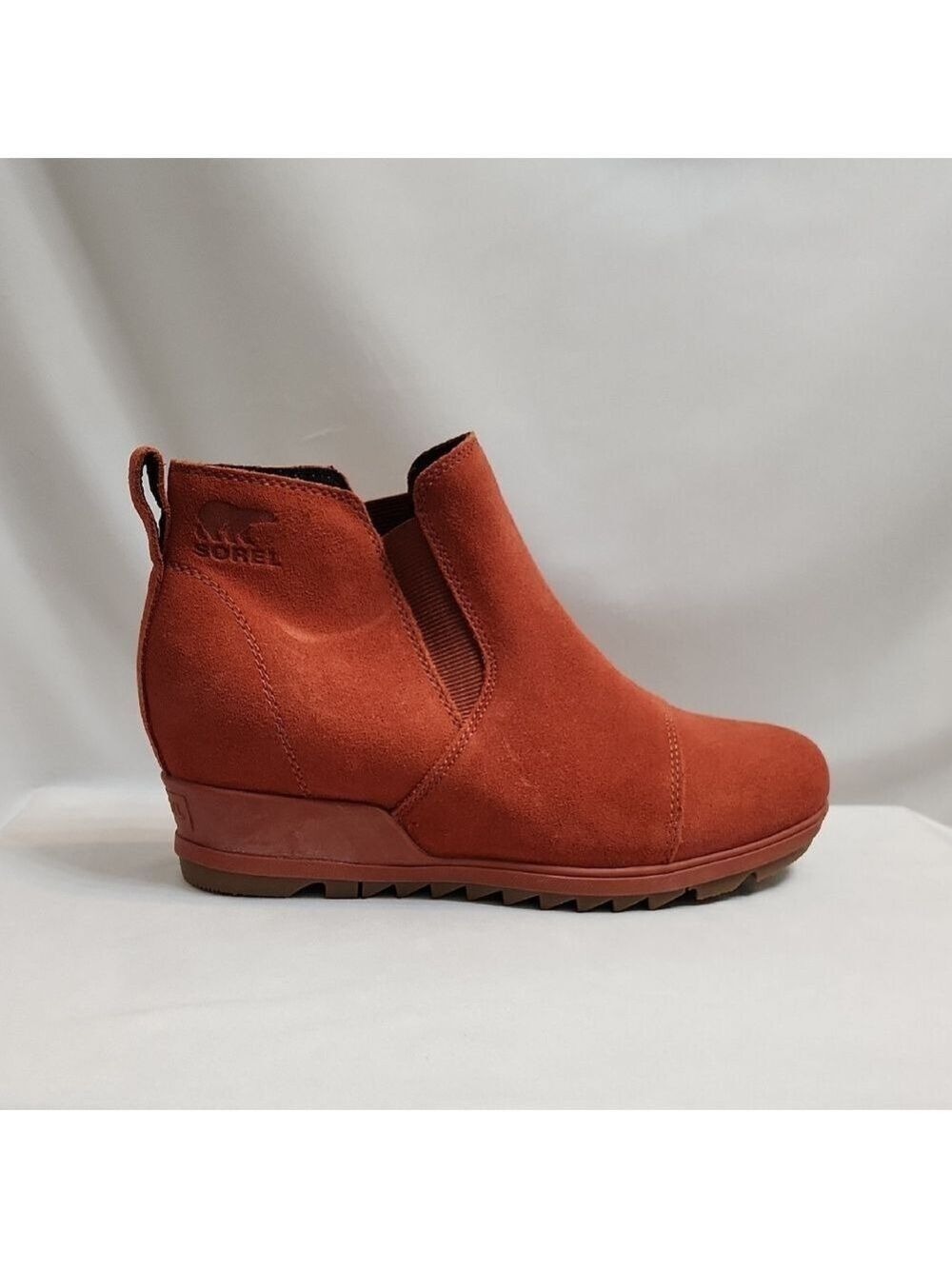 Sorel Evie Pull-on Suede Waterproof Orange  Ankle Booties Boots (W Size 9)